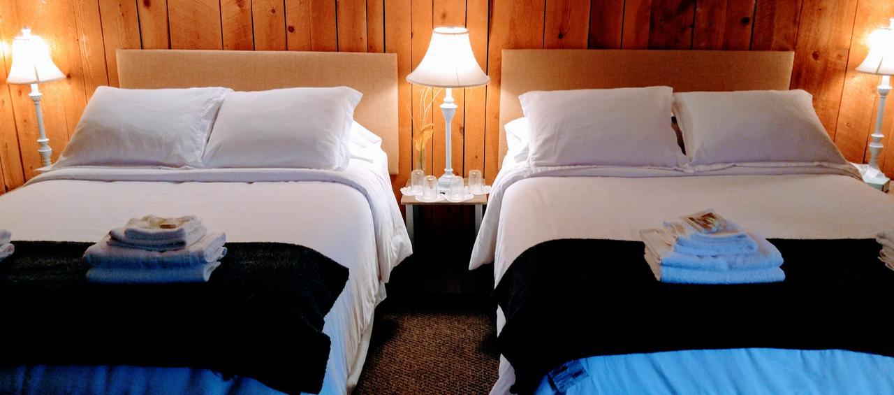 Pine Hill Arms Hotel 외부 사진