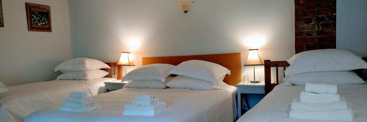 Pine Hill Arms Hotel 외부 사진