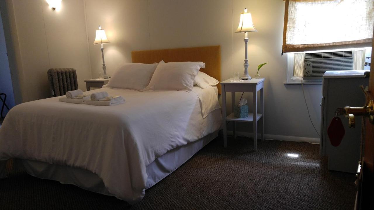Pine Hill Arms Hotel 외부 사진