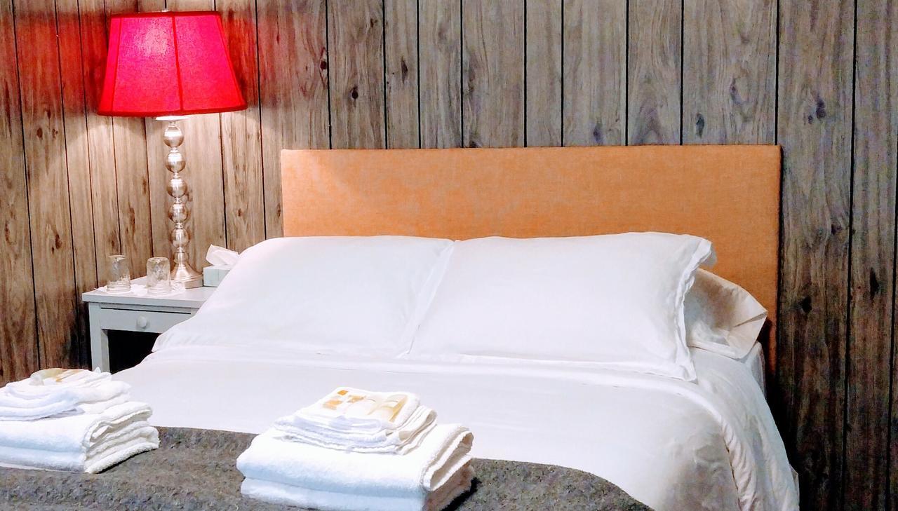 Pine Hill Arms Hotel 외부 사진